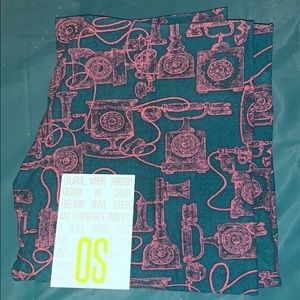 Lularoe Vintage ☎️ Telephone OS leggings